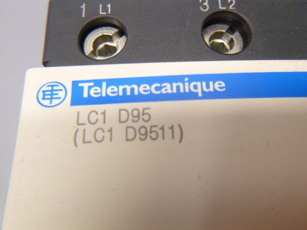 TÉLÉMÉCANIQUE  LC1D9511