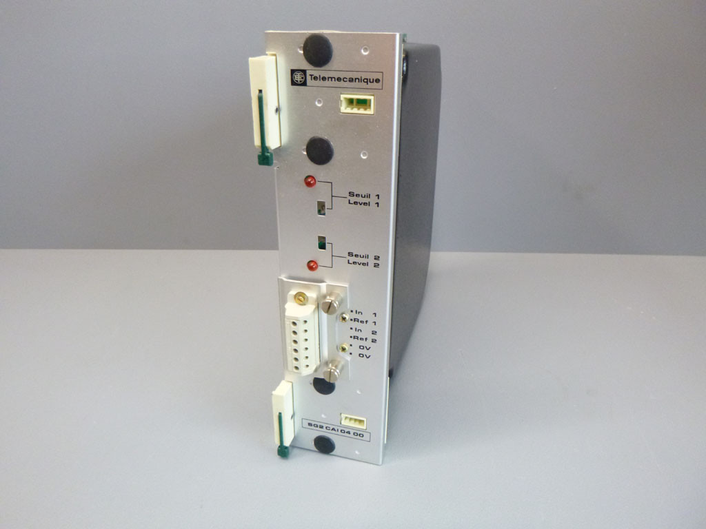 TÉLÉMÉCANIQUE  SG2CAI0400
