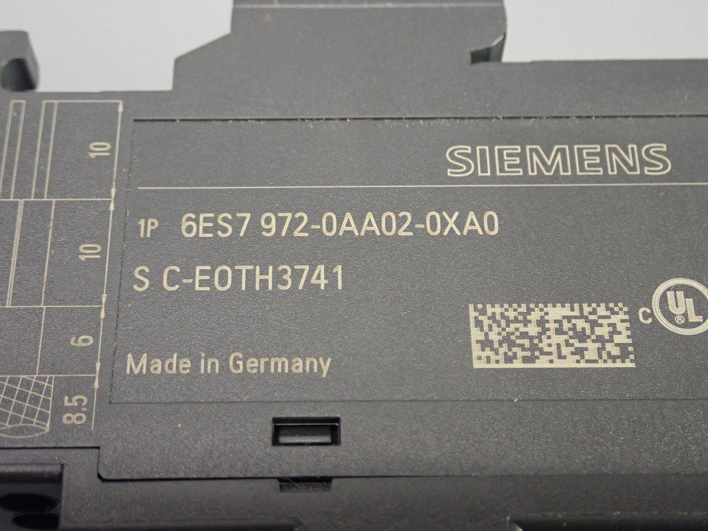 SIEMENS  6ES7972-0AA02-0XA0