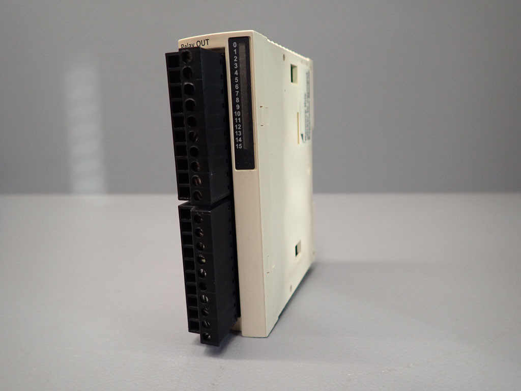 SCHNEIDER  TWDDRA16RT