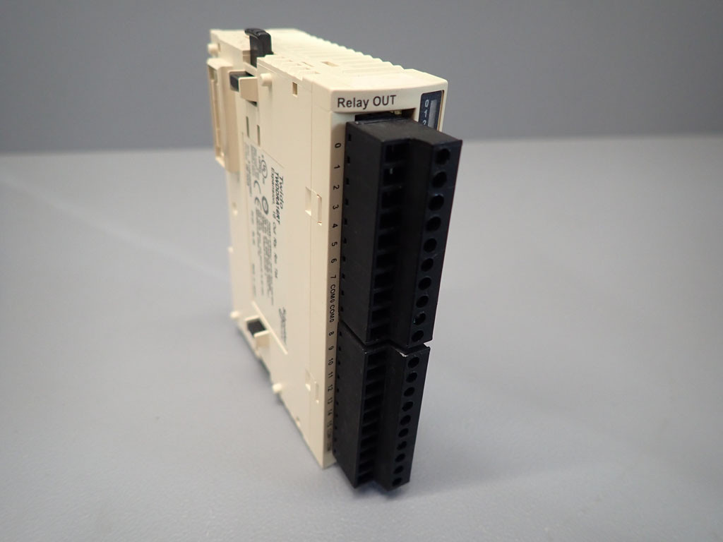 SCHNEIDER  TWDDRA16RT