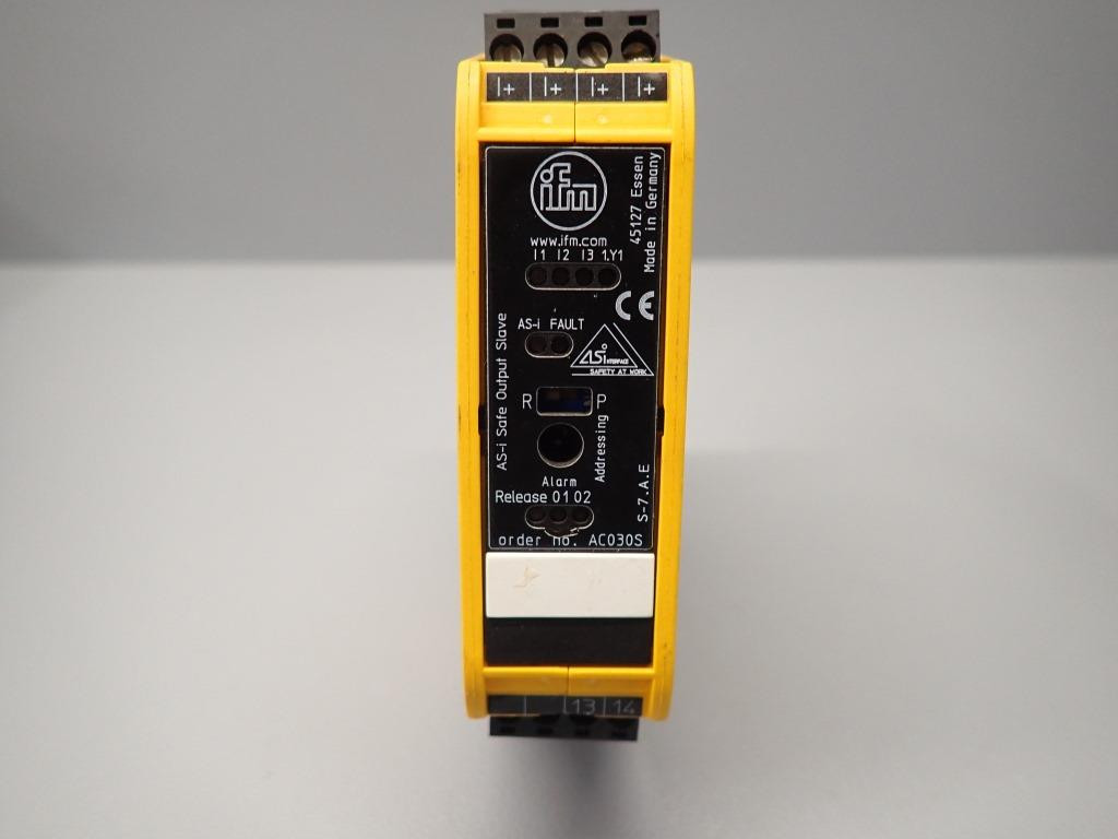 IFM ELECTRONIC AC030S