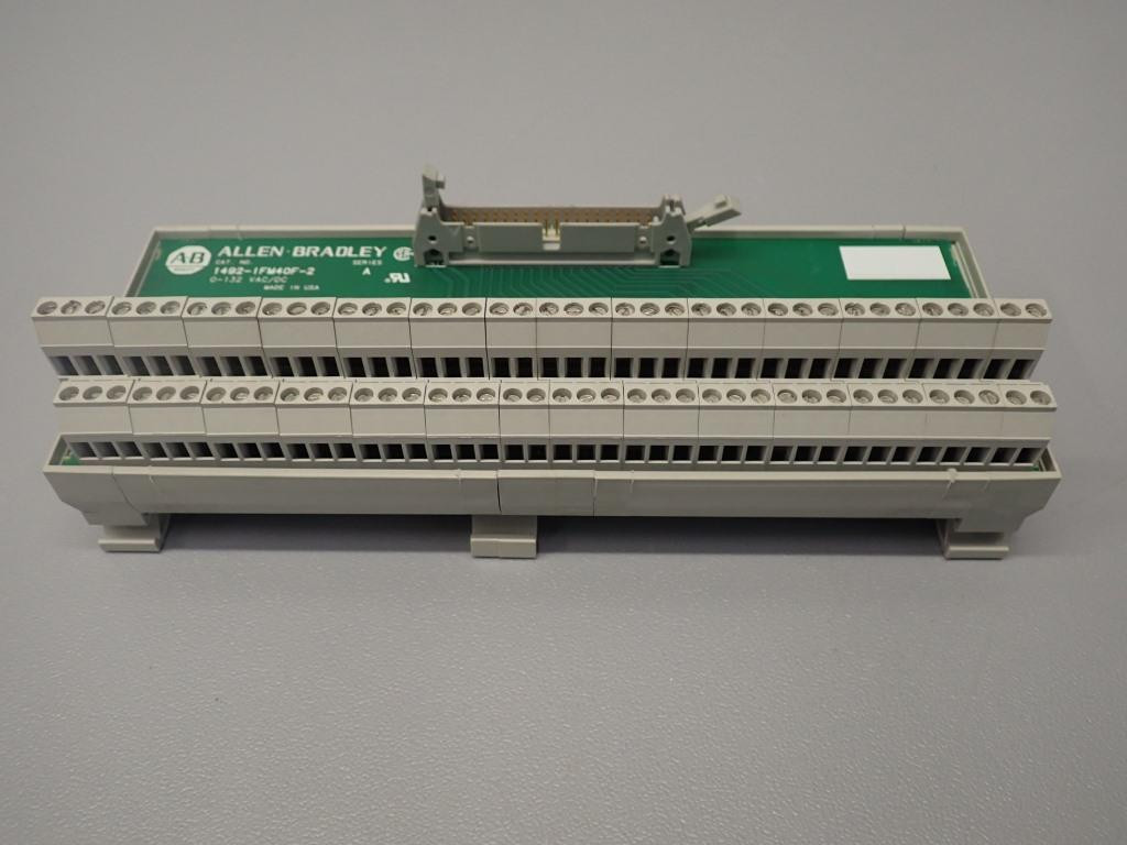 ALLEN-BRADLEY 1492-IFM40F-2