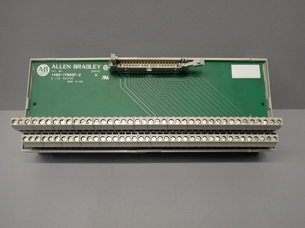 ALLEN-BRADLEY 1492-IFM40F-2