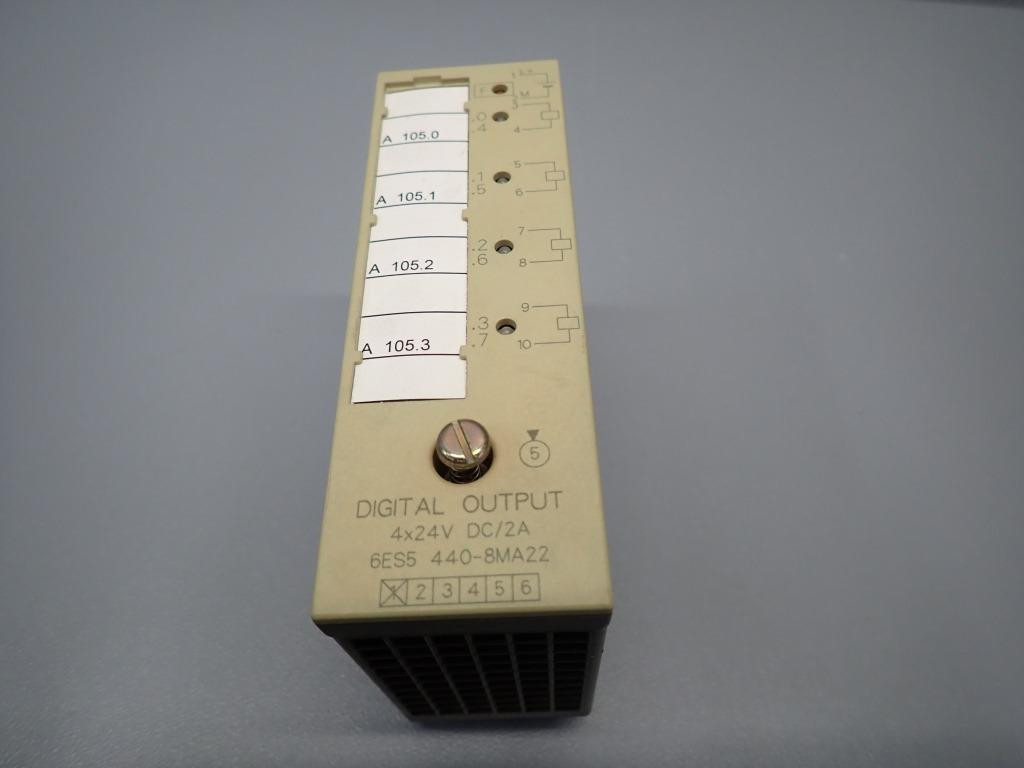 SIEMENS 6ES5440-8MA22