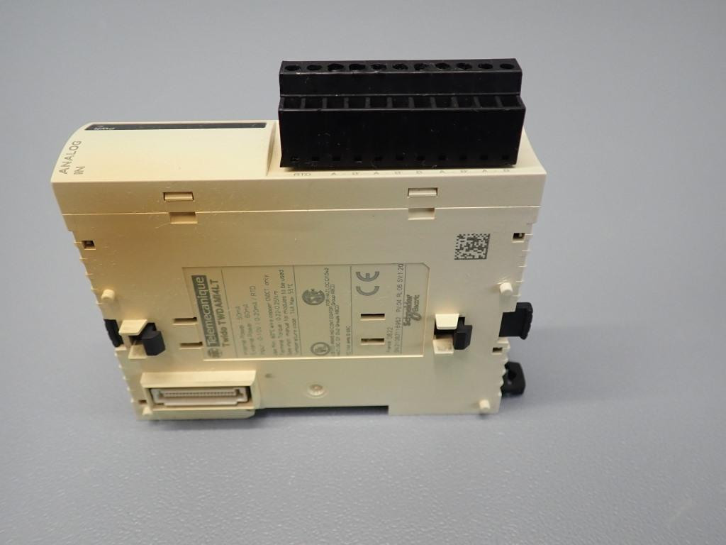 TÉLÉMÉCANIQUE  TWDAMI4LT