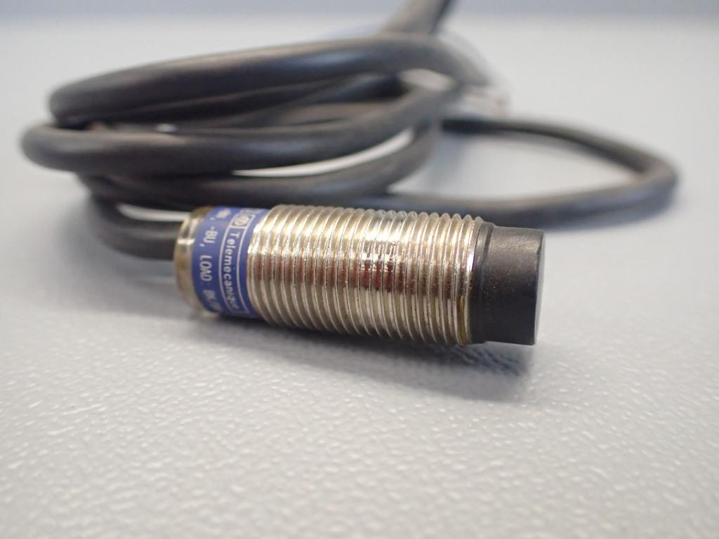 TÉLÉMÉCANIQUE  XS2N12NA340