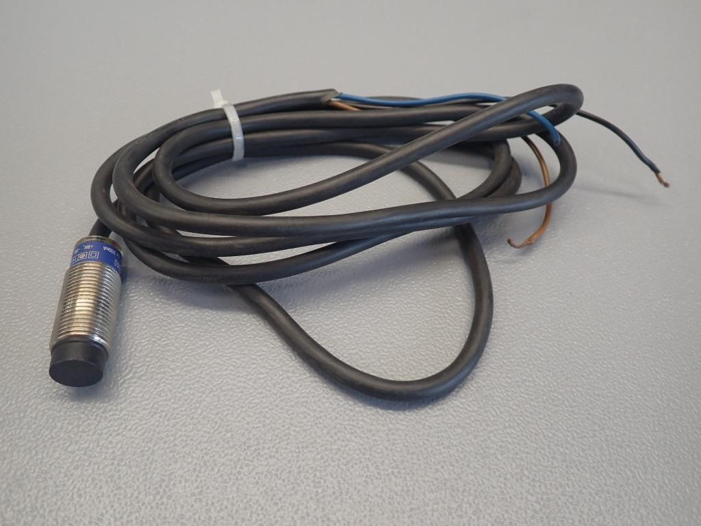 TÉLÉMÉCANIQUE  XS2N12NA340