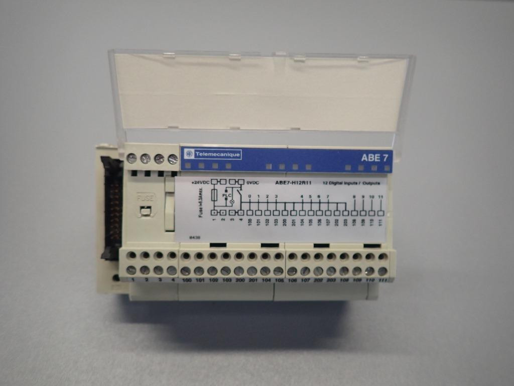 TÉLÉMÉCANIQUE  ABE7-H12R11