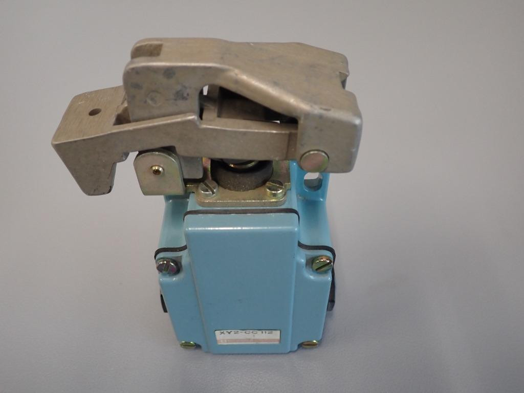 TÉLÉMÉCANIQUE  XY2-CC112