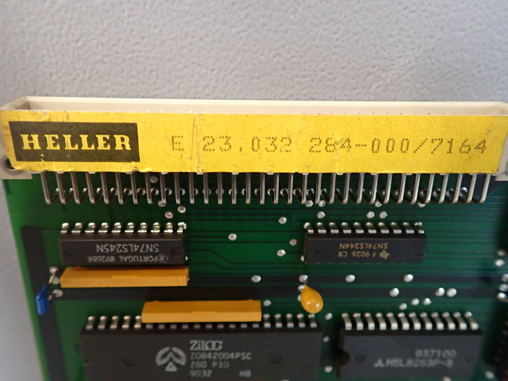 HELLER E23.032284-000