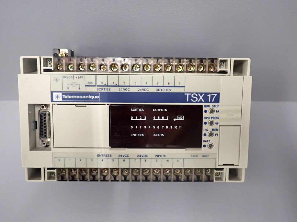 TÉLÉMÉCANIQUE  TSX1712002