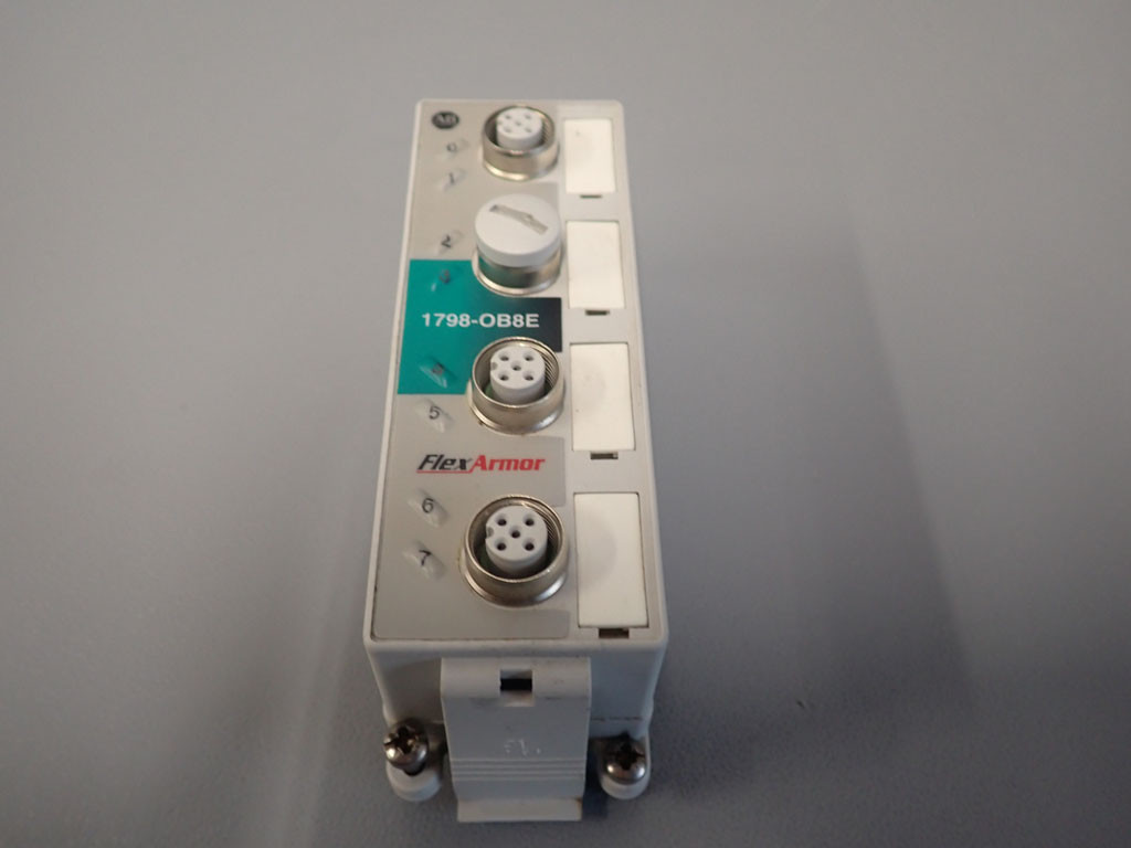 ALLEN-BRADLEY 1798-OB8E