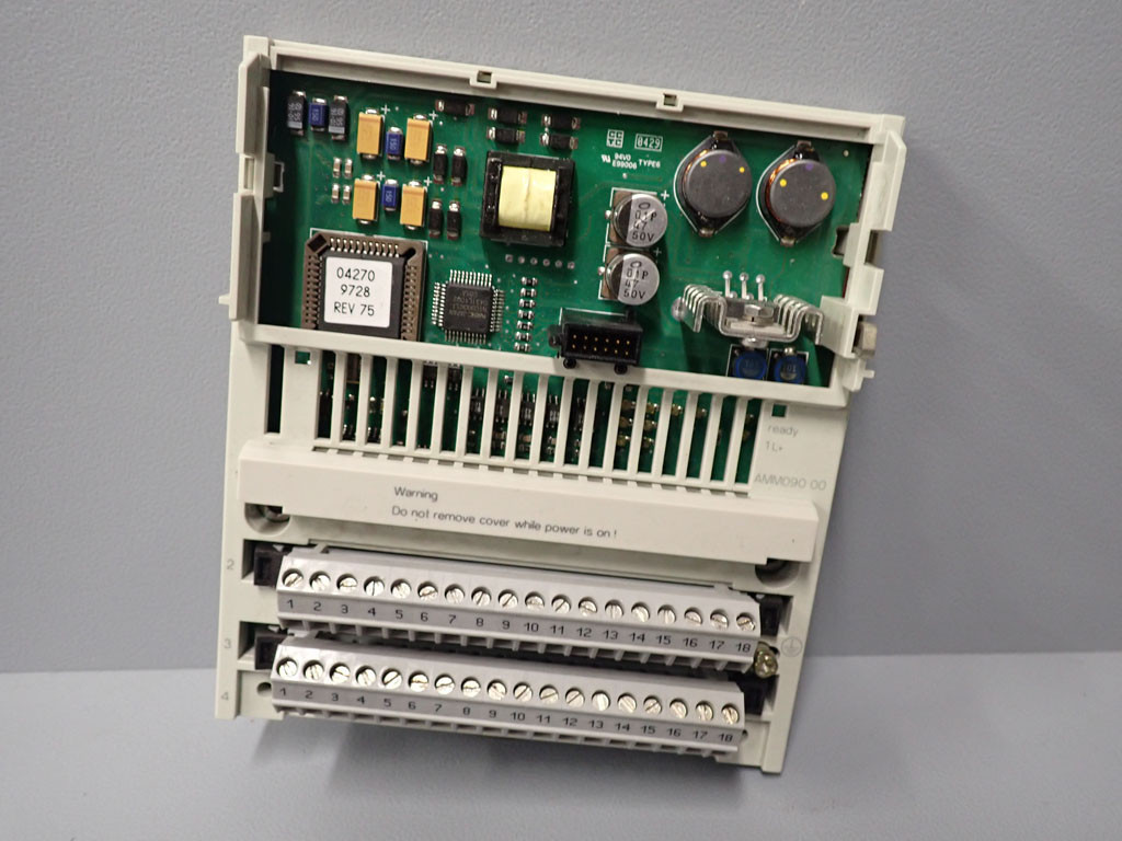 SCHNEIDER  170AMM09000