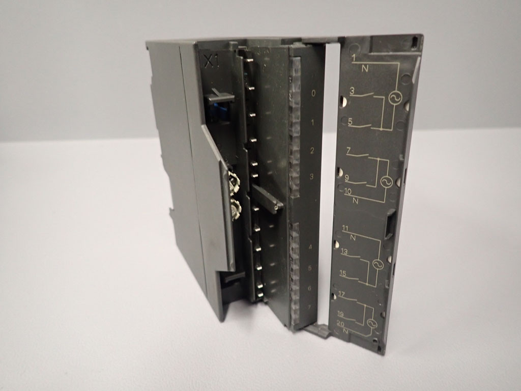 SIEMENS 6ES7321-1FF01-0AA0