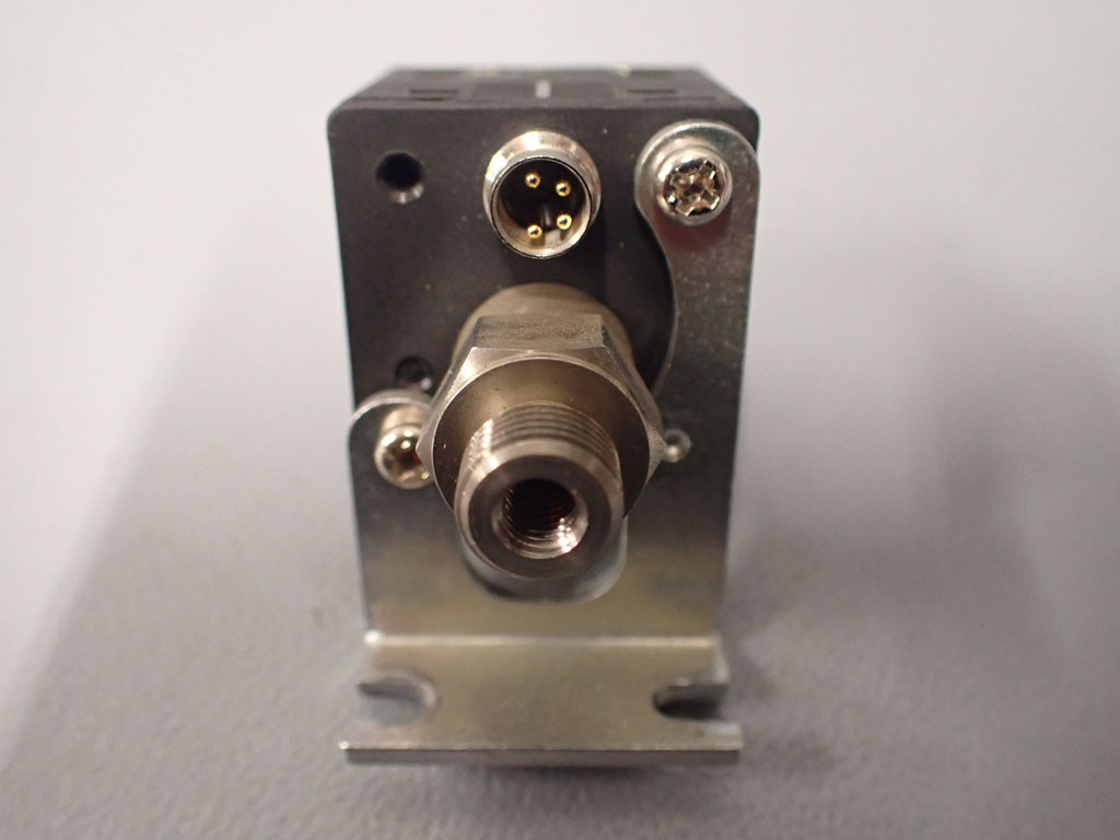 FESTO  SPAB-B2R-G18-2P-M8