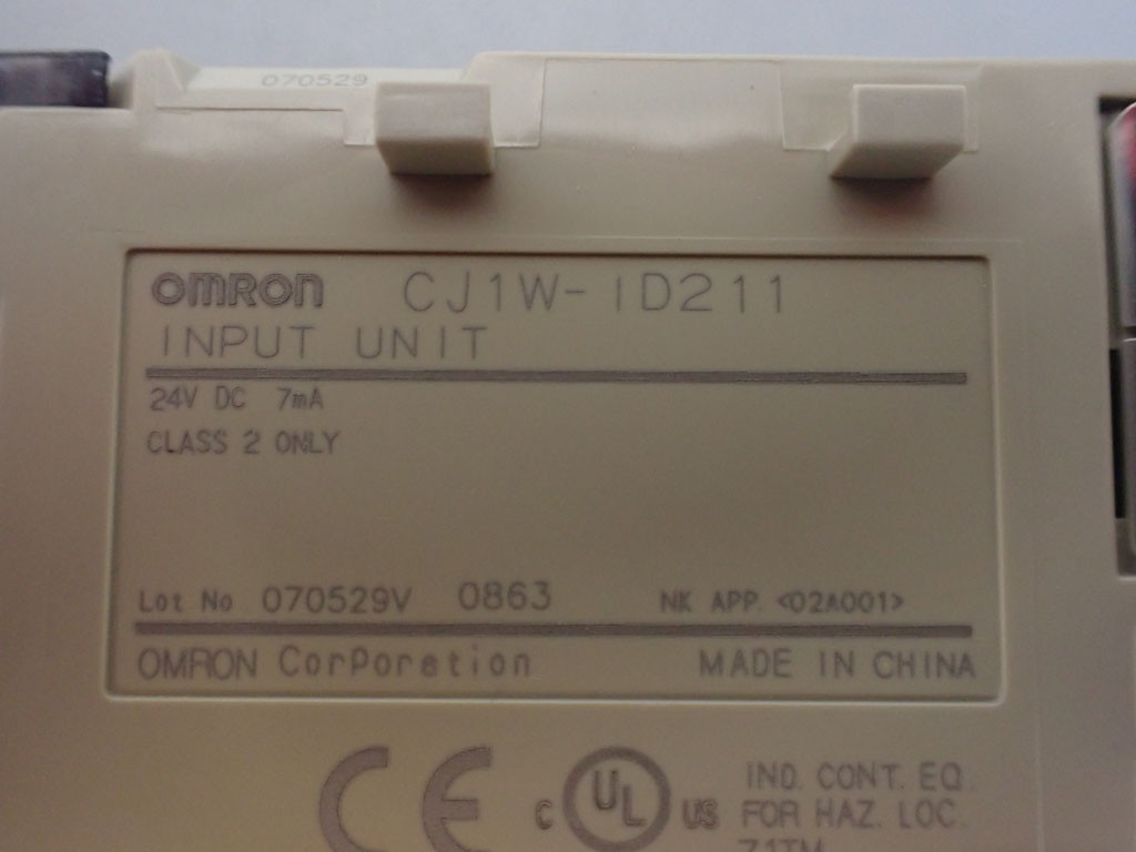 OMRON CJ1W-ID211