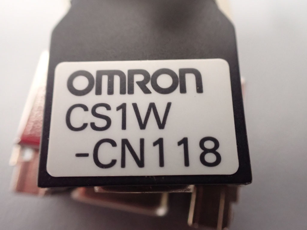 OMRON CS1W-CN118