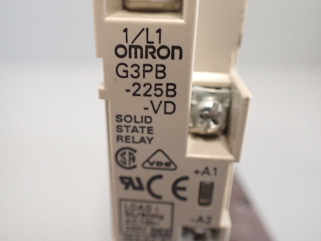 OMRON G3PB-225B-VD