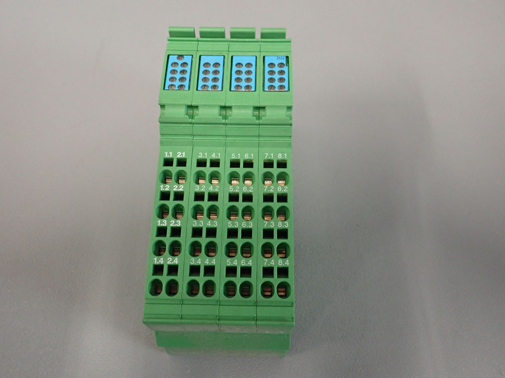 PHOENIX CONTACT IBIL24DO32/HD