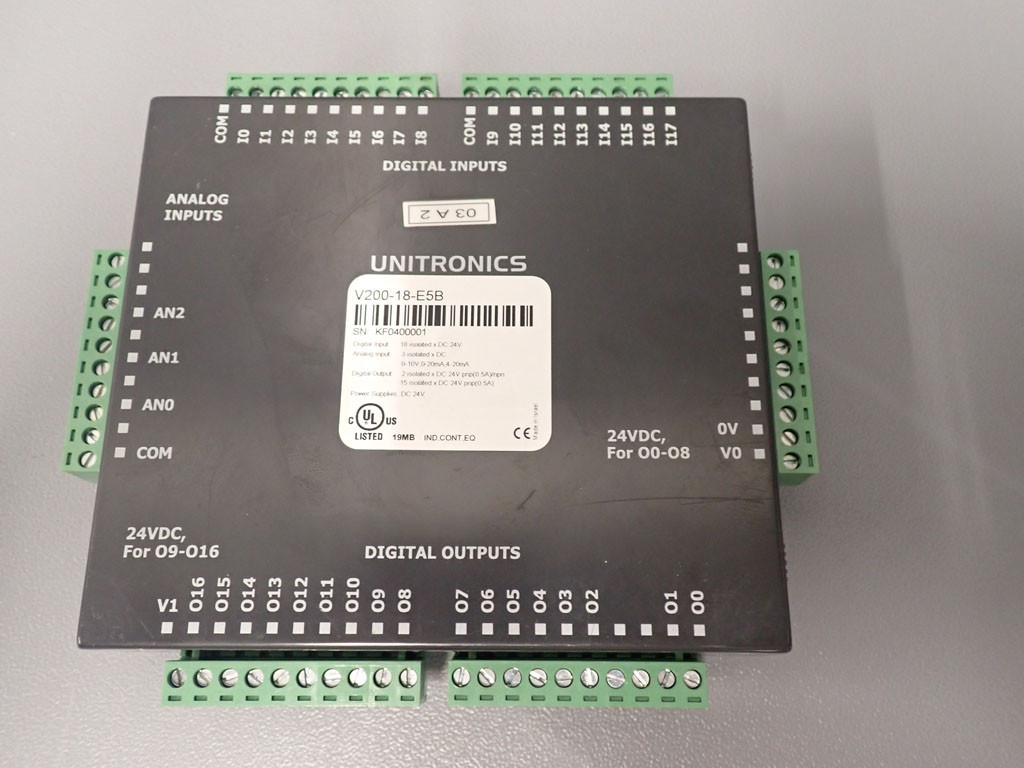 UNITRONICS V200-18-E5B