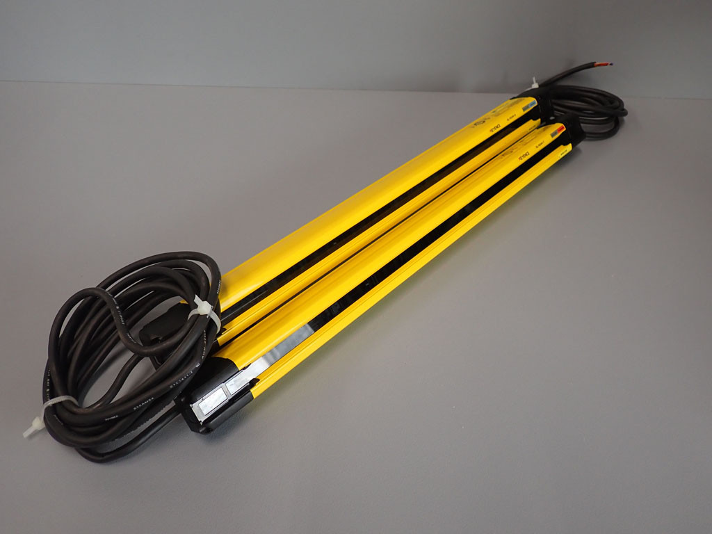 KEYENCE GL-R24H-R+GL-R24H-T