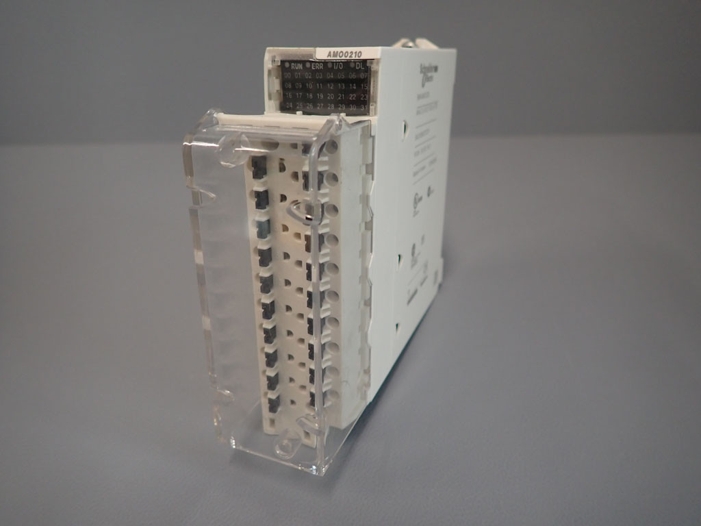 SCHNEIDER  BMXAMO0210