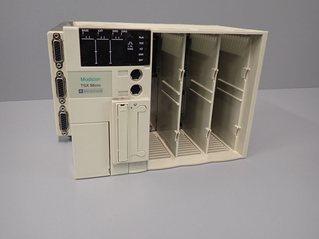 TÉLÉMÉCANIQUE  TSX3722000