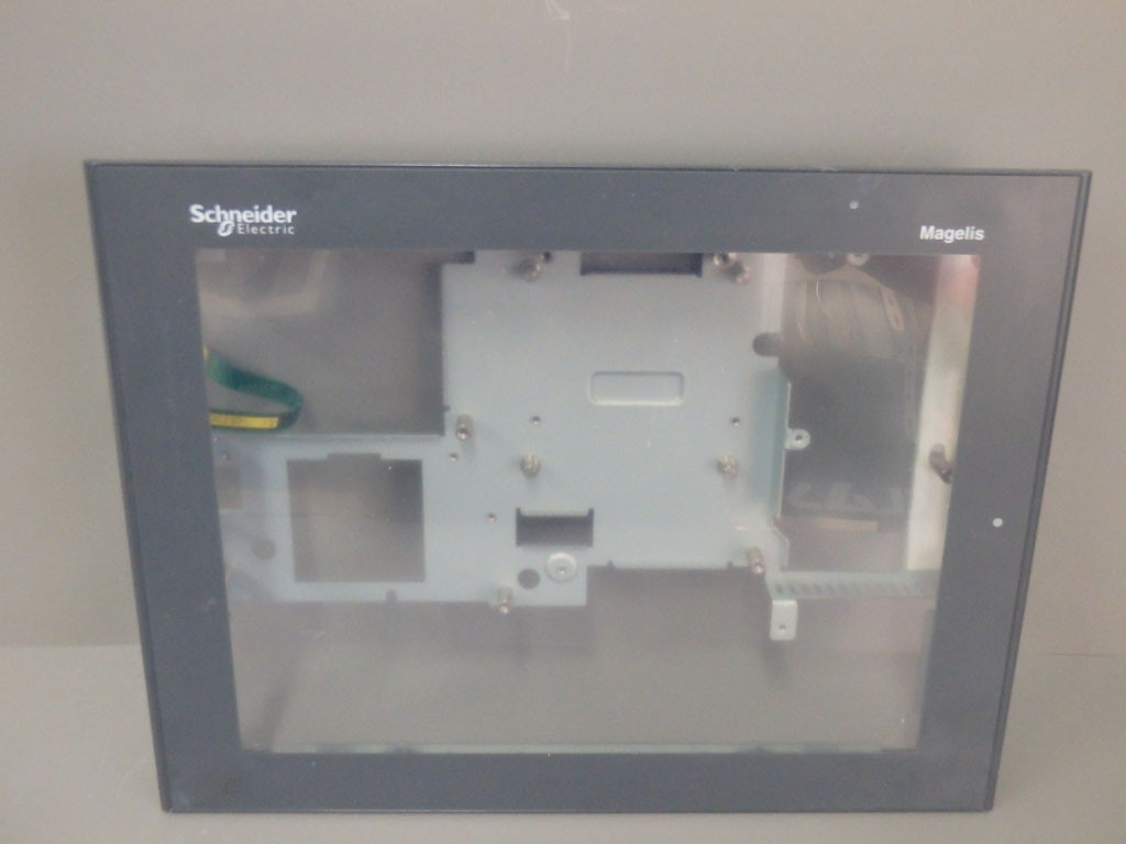 SCHNEIDER  PLASTICAVXBTGT6330