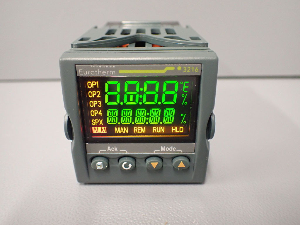 EUROTHERM 3216I/AL/VH/RRXX