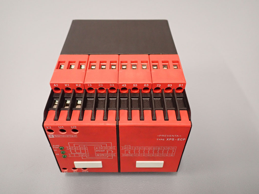 TÉLÉMÉCANIQUE  XPS-ECP3731