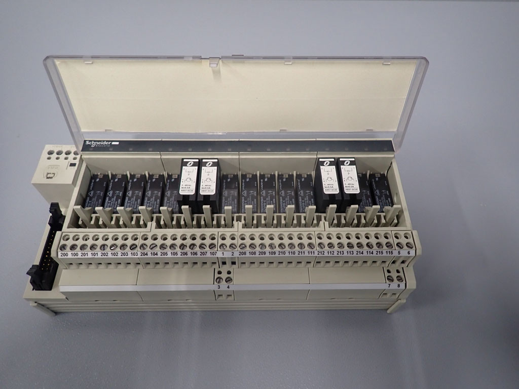 SCHNEIDER  APBE7-P16T210