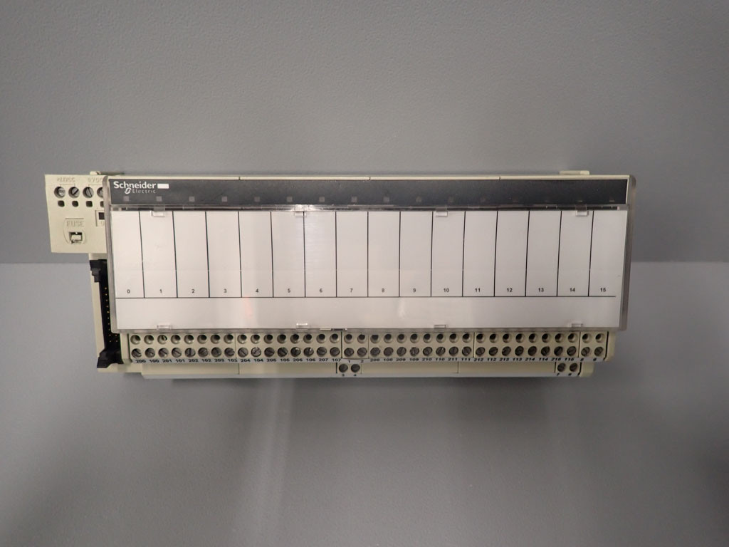 SCHNEIDER  APBE7-P16T210