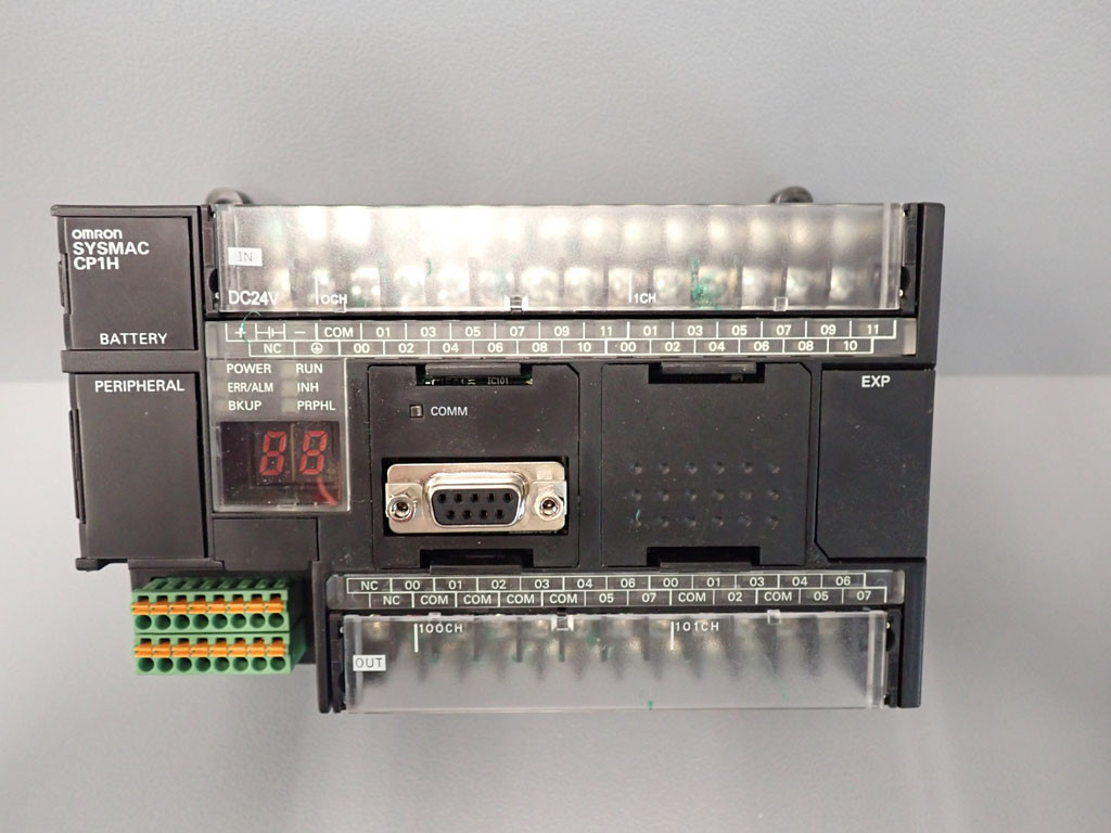 OMRON CP1H-XA40DT1-D