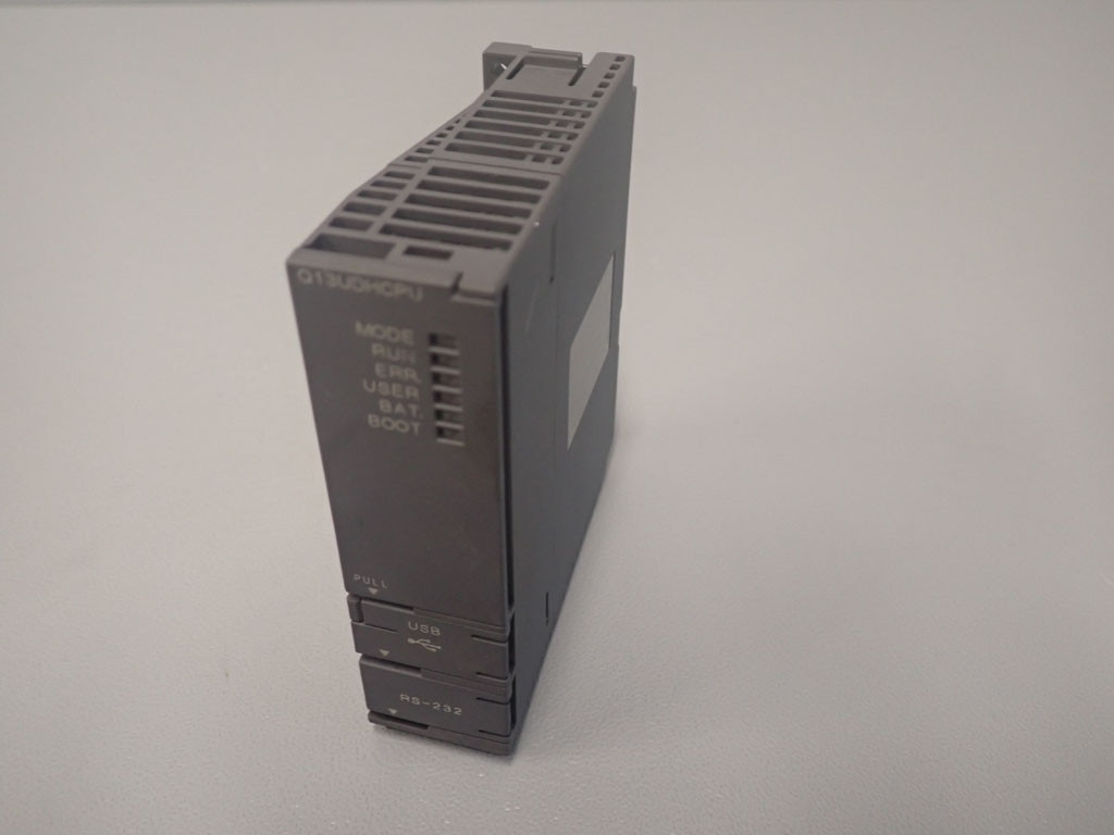 MITSUBISHI Q13UDHCPU