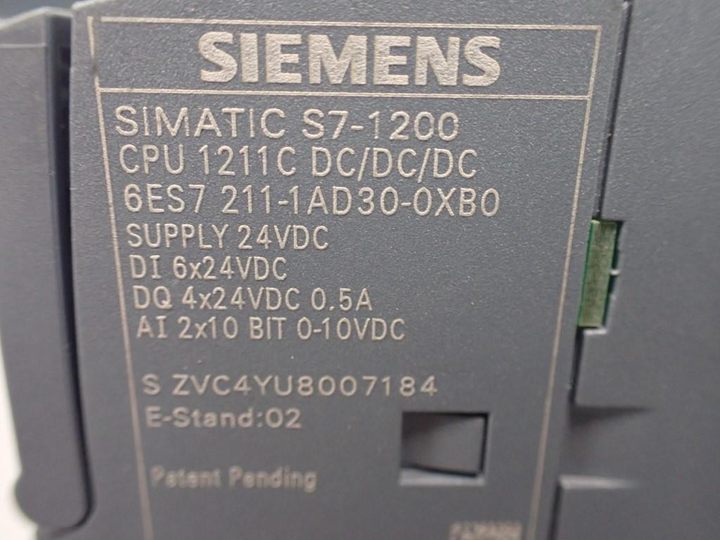SIEMENS 6ES7211-1AD30-0XB0