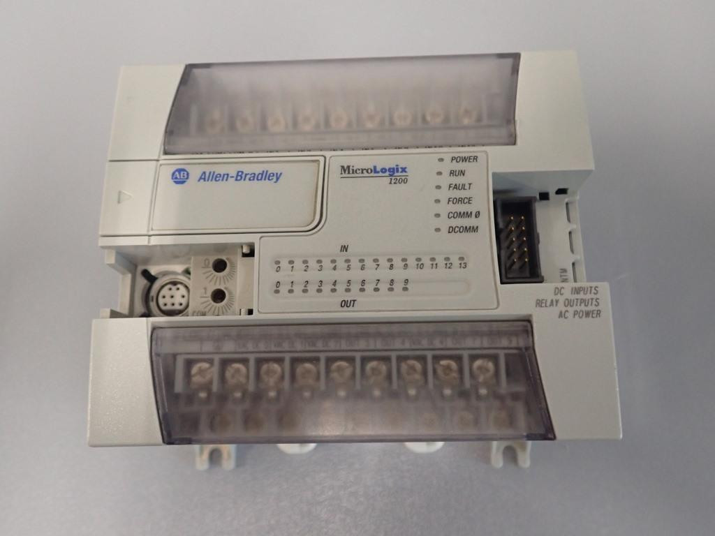 ALLEN-BRADLEY 1762-L24BWA