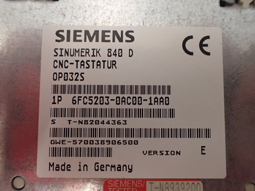 SIEMENS 6FC5203-0AC00-1AA0