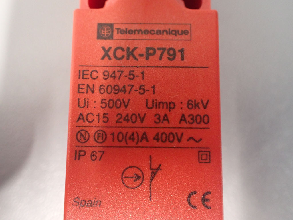 TÉLÉMÉCANIQUE  XCK-P791