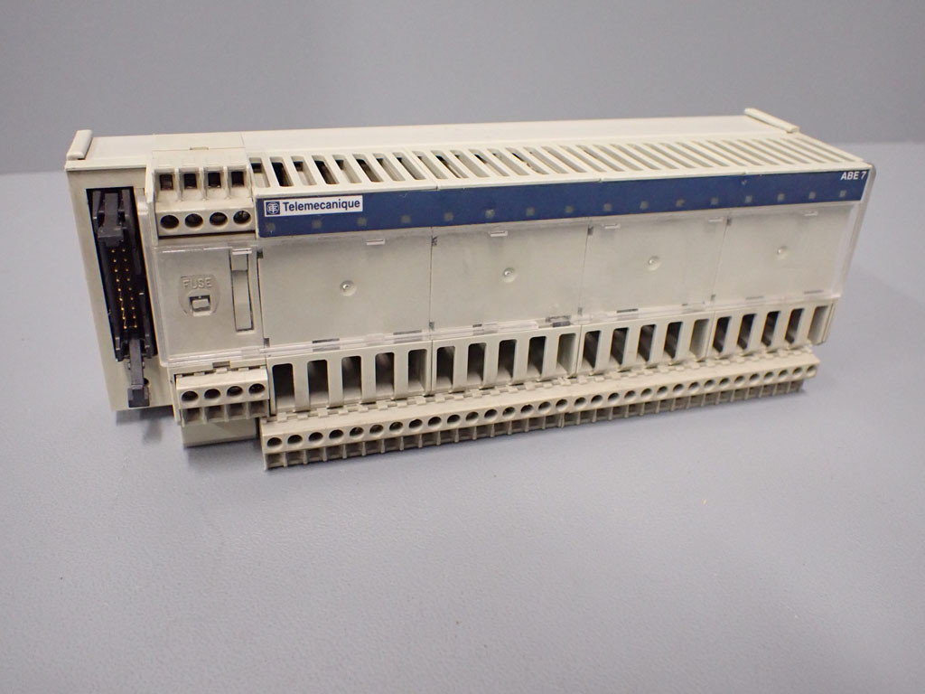 TÉLÉMÉCANIQUE  ABE7-S16E2F0