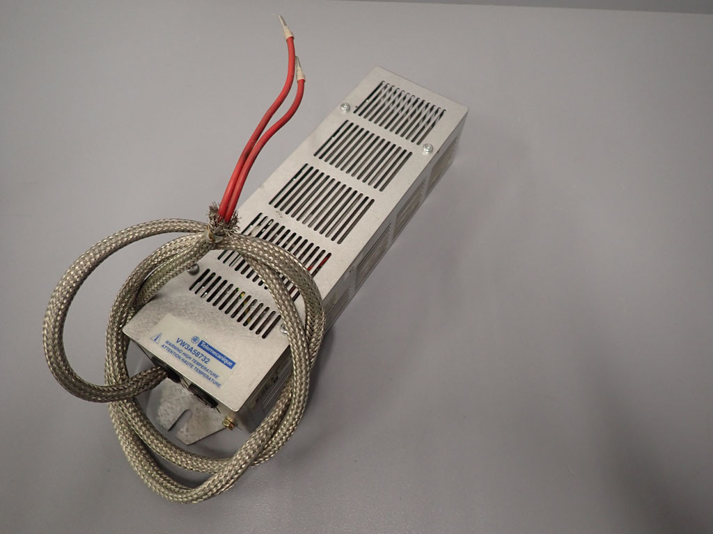 TÉLÉMÉCANIQUE  VW3A-58732