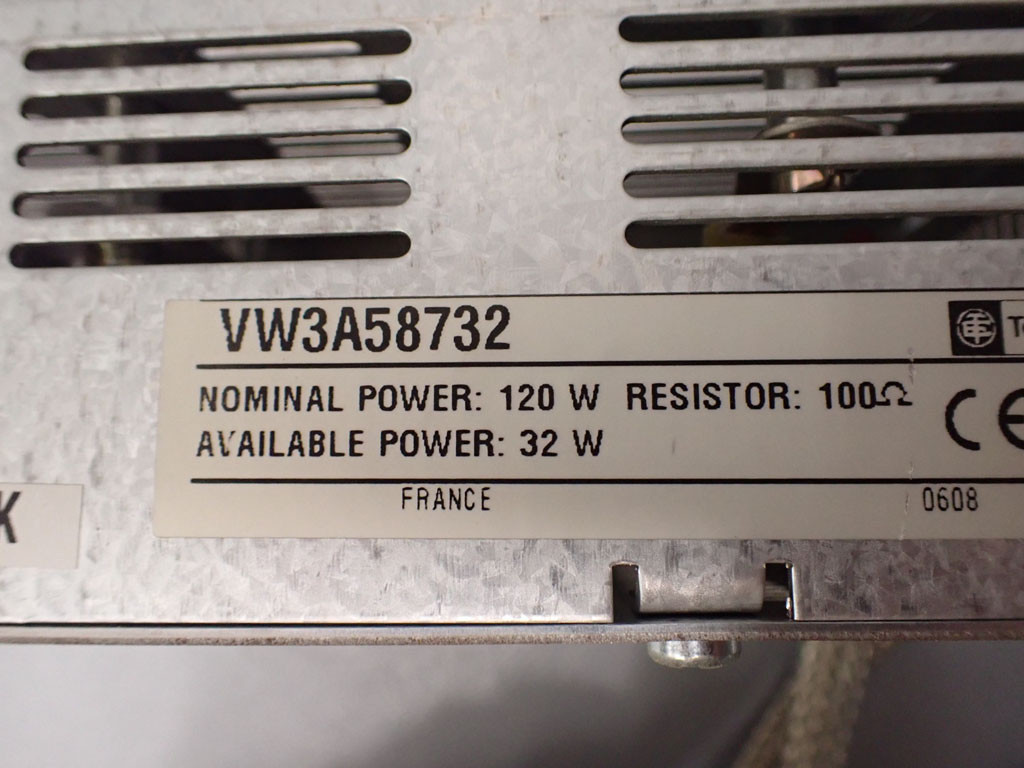 TÉLÉMÉCANIQUE  VW3A-58732