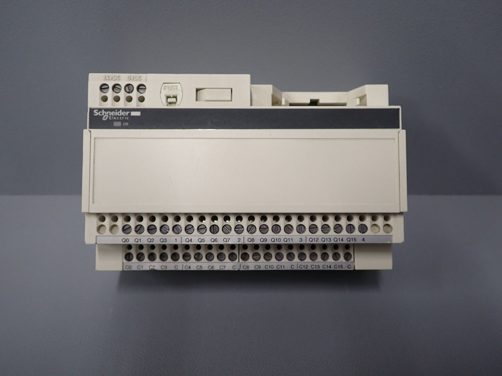 TÉLÉMÉCANIQUE  ABE7-E16SRM20