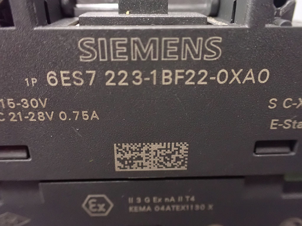 SIEMENS  6ES7223-1BF22-0AX0