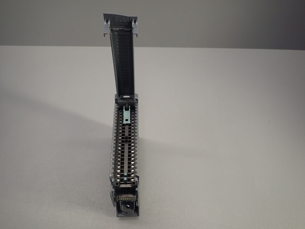 SIEMENS 6ES7521-1BH00-0AB0