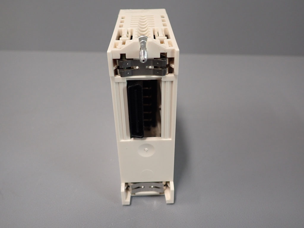 SCHNEIDER  BMXDDO1602