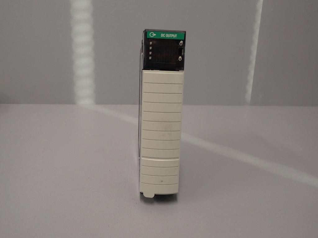 ALLEN-BRADLEY  1756-OB32