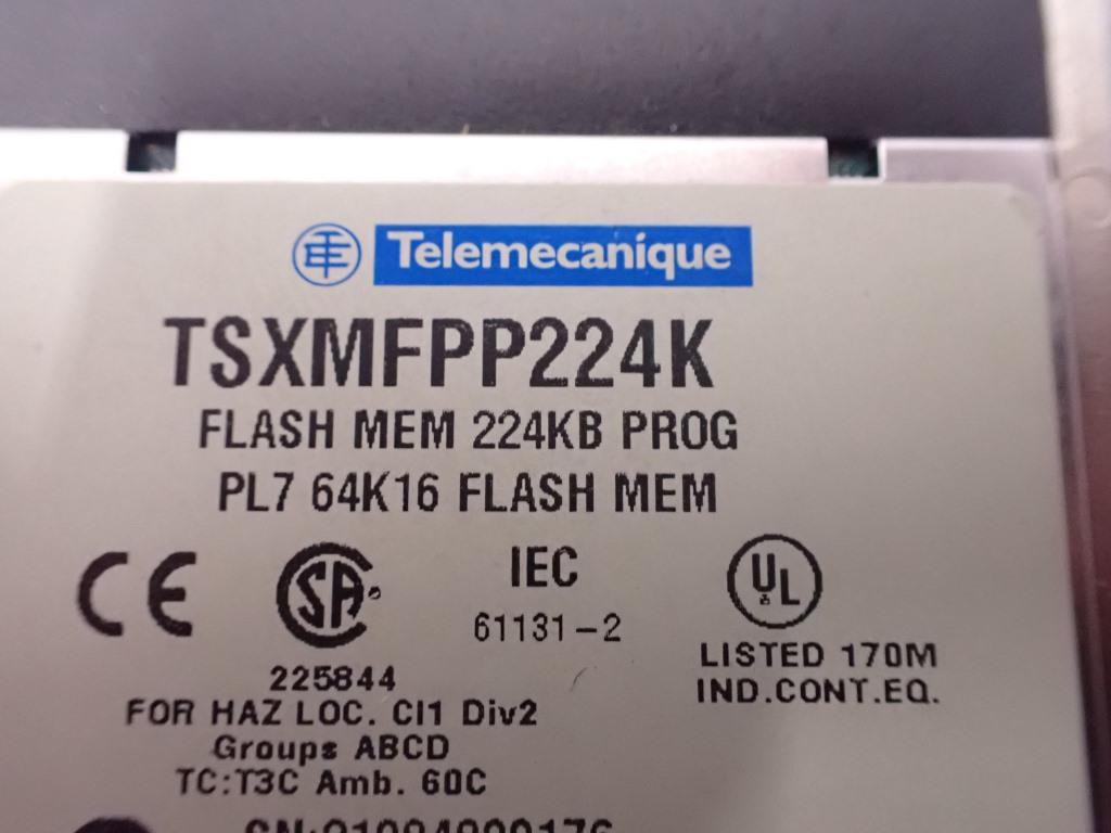 TÉLÉMÉCANIQUE  TSXMFPP224K