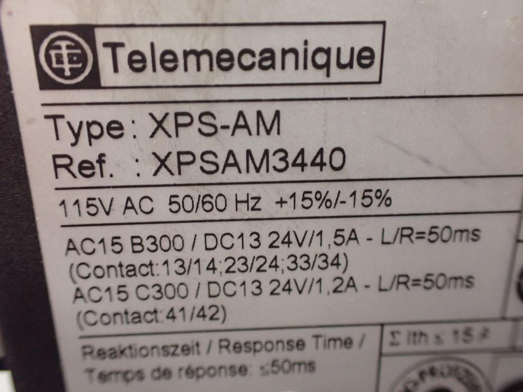 TÉLÉMÉCANIQUE  XPS-AM3440