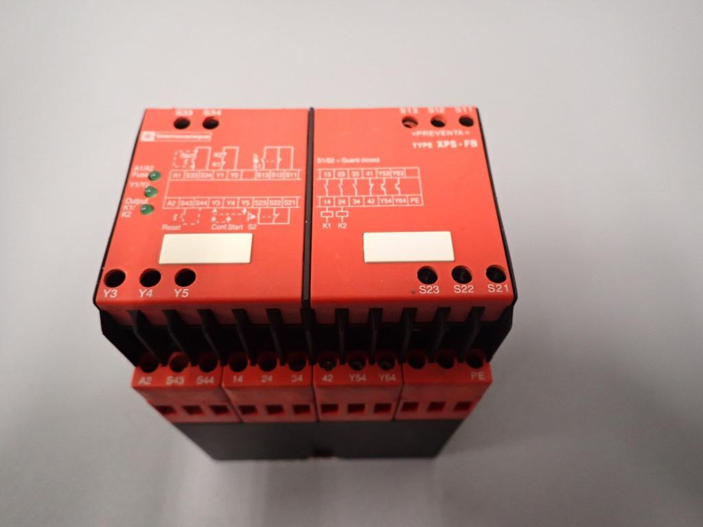 TÉLÉMÉCANIQUE  XPS-FB3411